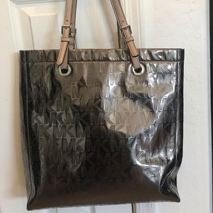 Michael Kors Jet Set Metallic Nickle Tote